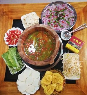 Li Fu Wooden Bucket Fish - Golden Soup Lemon Fish - Lijiang Bacon (GaoYuan MingZhu Branch)