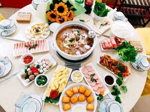 Xiao Lan Ji Zhao Tong Tian Ma Huo Tui Ji Huo (Jingguan College Shangyuan Road Store)