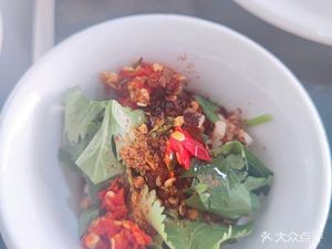 Hundred Turns Rotating Hot Pot (Xinguang Alley)