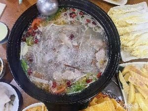 Zhou's Fuyuan Suancai Pig Trotter (Wangjia Bridge Yangxianpo Branch)