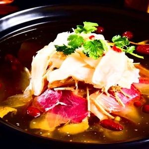 Zhaoxin · Xin · Yuan Zhaotong Tianma Ham Chicken (Haitun Road Store)