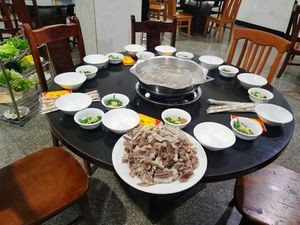 Xuanwei Skin-On Lamb Hot Pot Ma Street Ruyilai Restaurant