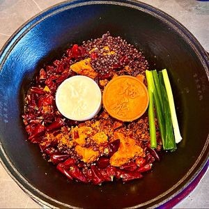 Guoyin Chongqing Hot Pot (Songbei Store)