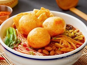 Jiushi Gong Luosifen (Yilan No.2 Middle School Branch)