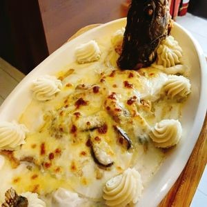 Krasno Russian Western Cuisine (Zhongyang Street Store)