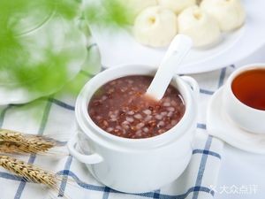 Xin Peng Baozi Shop · Wonton