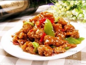 Northeast Old Restaurant (Zhongyang Avenue Store)