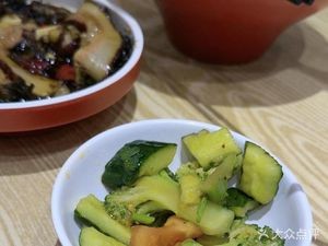 Boji Water Dumplings & Beef Noodles · Mizhuang Mixed Rice Restaurant (Tianping Airport Branch)