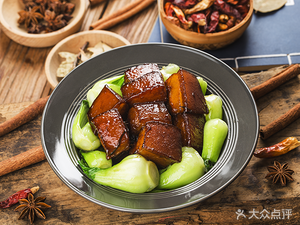 Lang Yi Jia Traditional Clay Pot Meat Noodles (Jianqiao West Side Branch)