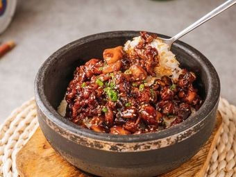 Ganfan Ren Huangfen Chicken · Spicy Hot Pot · Barbecue Rice Bowl