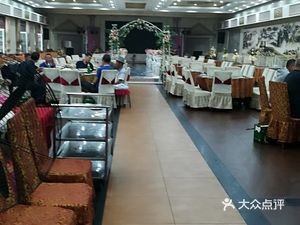 Xinlai Food City (Beihuan Street Branch)