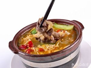 Che Zhangguo Clay Pot King Old Oil Cake (Liusun Street Branch)