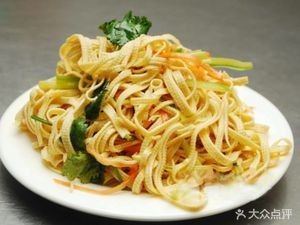 Langyi Clay Pot Meat and Spicy Noodles (Yinghe Road Branch)