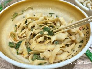 Yongji Pottery Knife Noodles