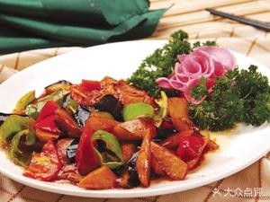 Little Red Hat Chinese-Korean Cuisine (Xuanqing Community Branch)