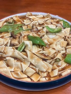 Yang Xie Zi Hui Hui Restaurant (Lu Shang Songjiang New City Linxiwan Store)