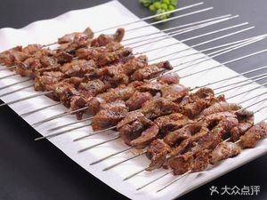 Golden Dragon BBQ (Dideli Street Branch)
