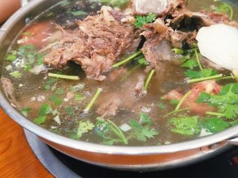 Jun Za Lai Lamb Spine Soup Nostalgia House