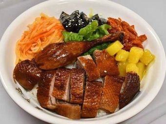 Feng's Beijing-Style Roast Duck & Crispy Chicken (Heikeji Cafeteria Qinfangyuan Branch)