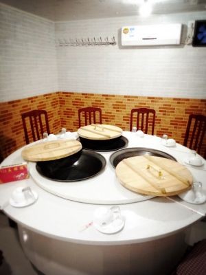 Old Brand Village Courtyard