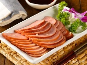 Fujii Old Northeast Dumplings & Smoked Meat Restaurant