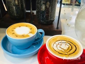 Corner Coffee (Tao Hua Building Branch)