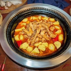 New Rural Iron Pot Stew (Anding Street Store)
