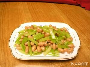 Hand-Kneaded Noodles