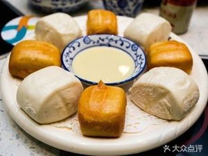 Delicious Oriental Dumpling Famous Store