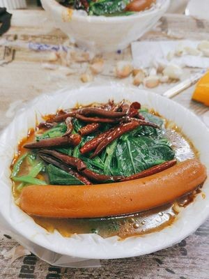 老伍板面馆(滨港水岸怡江湾西区店)