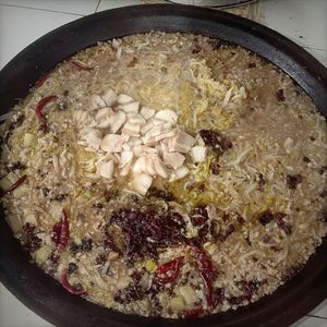 Shengli Pig Blood Soup