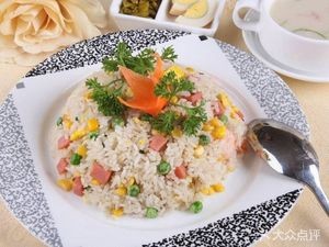 Yangzhou Fried Rice with Sauce