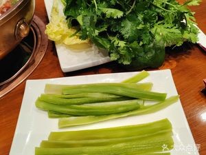 Dongfu Traditional Hot Pot (Shangjing Plaza Residential Complex Branch)