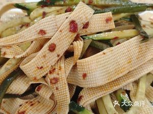 Shijie Daoxiao Noodles (Center Market Branch)