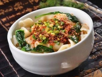 Hualong Noodles King (Chaoyang Apartment Store)