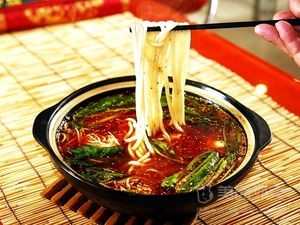 Wanxin Authentic Yunnan Crossing the Bridge Rice Noodles