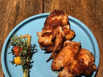 Mo Time · Banquet Hall