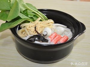 Yunnan Dali Temple Crossing Rice Noodles