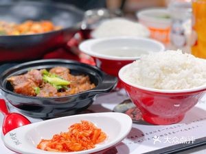 Zhang Chengrong Spicy Chicken Leg Rice