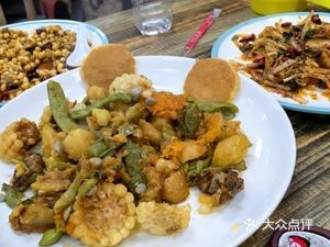 Xinxiangyuan Specialties Restaurant