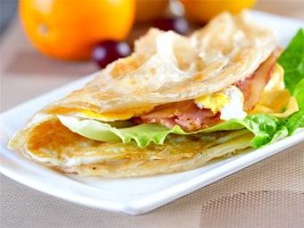 Yu Ge's Grilled Cold Noodles & Hand-Grabbed Pancakes