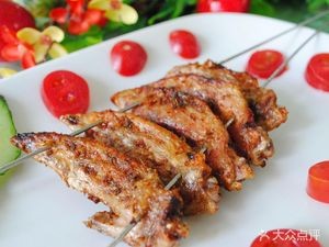 Yitong Roasted Pigeon Seafood (Wuhan Road Store)