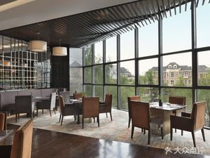 Sheraton Jingtai Lake Hotel - Feast Flagship Restaurant