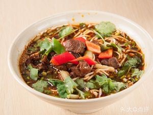Yixiang Northwest Beef Noodles (Wanlong Century City Store)