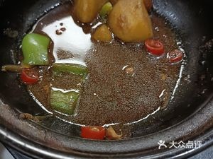 Lv Dazui Secret Recipe Rib Rice & Braised Chicken (Xiuzheng Road Branch)