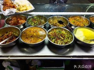 Ben Jia Boxed Meals (Changchun Lvyuan Wuyue Plaza Store)