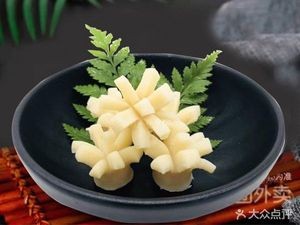 Lianwei Clay Pot Spicy Hot Pot (Jingkai 3rd District Branch)