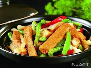 Ai Shang Chongqing Noodles (Yang Xiubo Dental Clinic Branch)