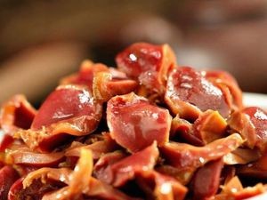 Molly's Duck Neck King (Tiebei Er Lu Beier Hutong Branch)