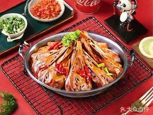 Hong Yu Home-style Cuisine (Zhaofeng Qingnian Lu Jiu Hao Branch)